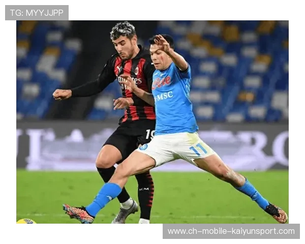 AC米兰中前场在比赛中配合更为默契